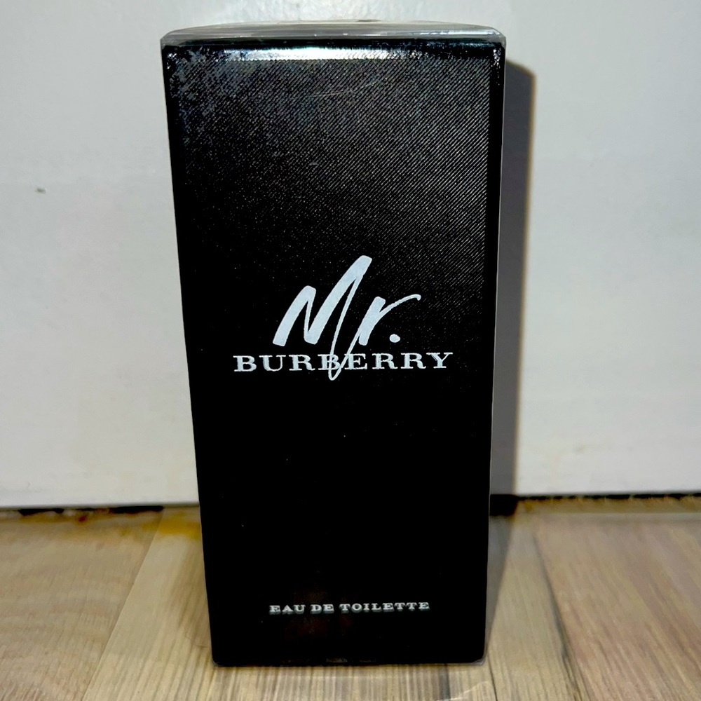 NEW AUTHENTIC Mr. Burberry Eau de Parfum 1.6 fl oz